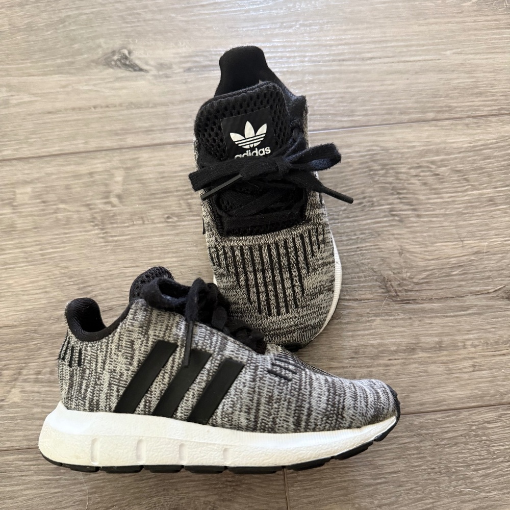 Toddler Adidas sneakers, lightly worn